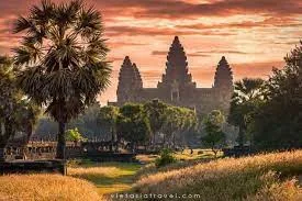 Vietnam Border (Hoa Lu) To Angkor ( 4 days)