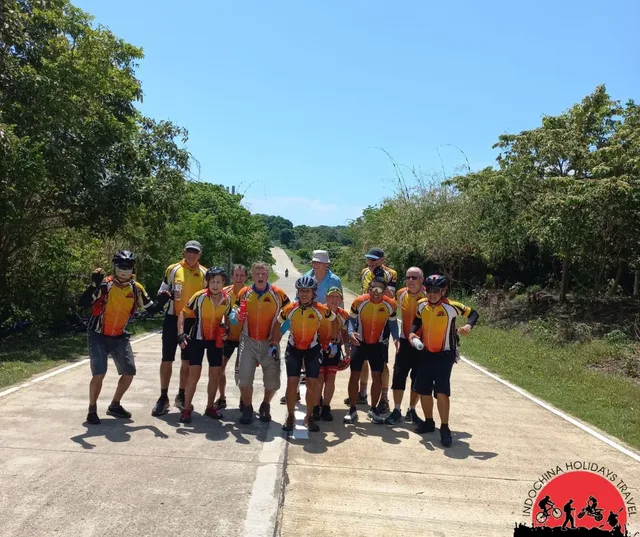 2 days Ban Chomphet Experience Cycling and Trekking Trip