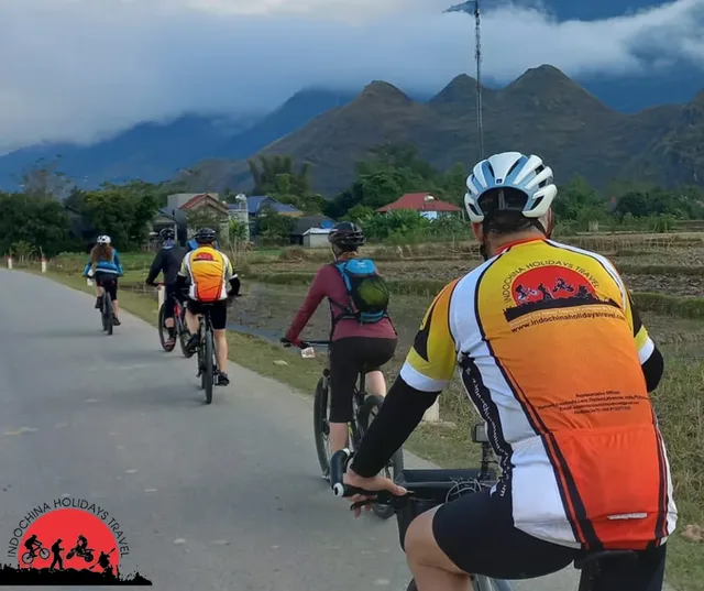 27 Days Vietnam – Cambodia – Thailand Crossing Border Bike Tours